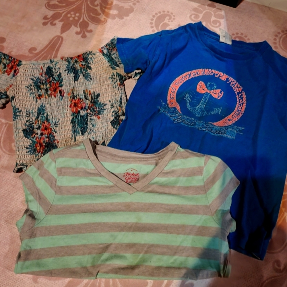 3 girls 7/8 tops